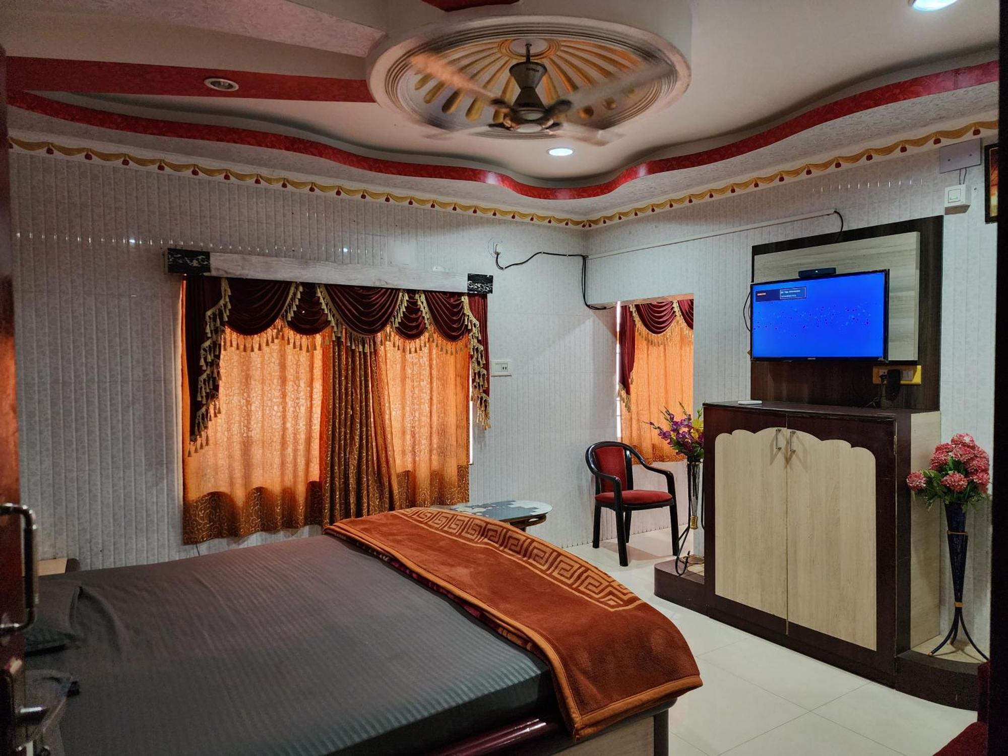 Hotel Shri Durga Baripada ภายนอก รูปภาพ